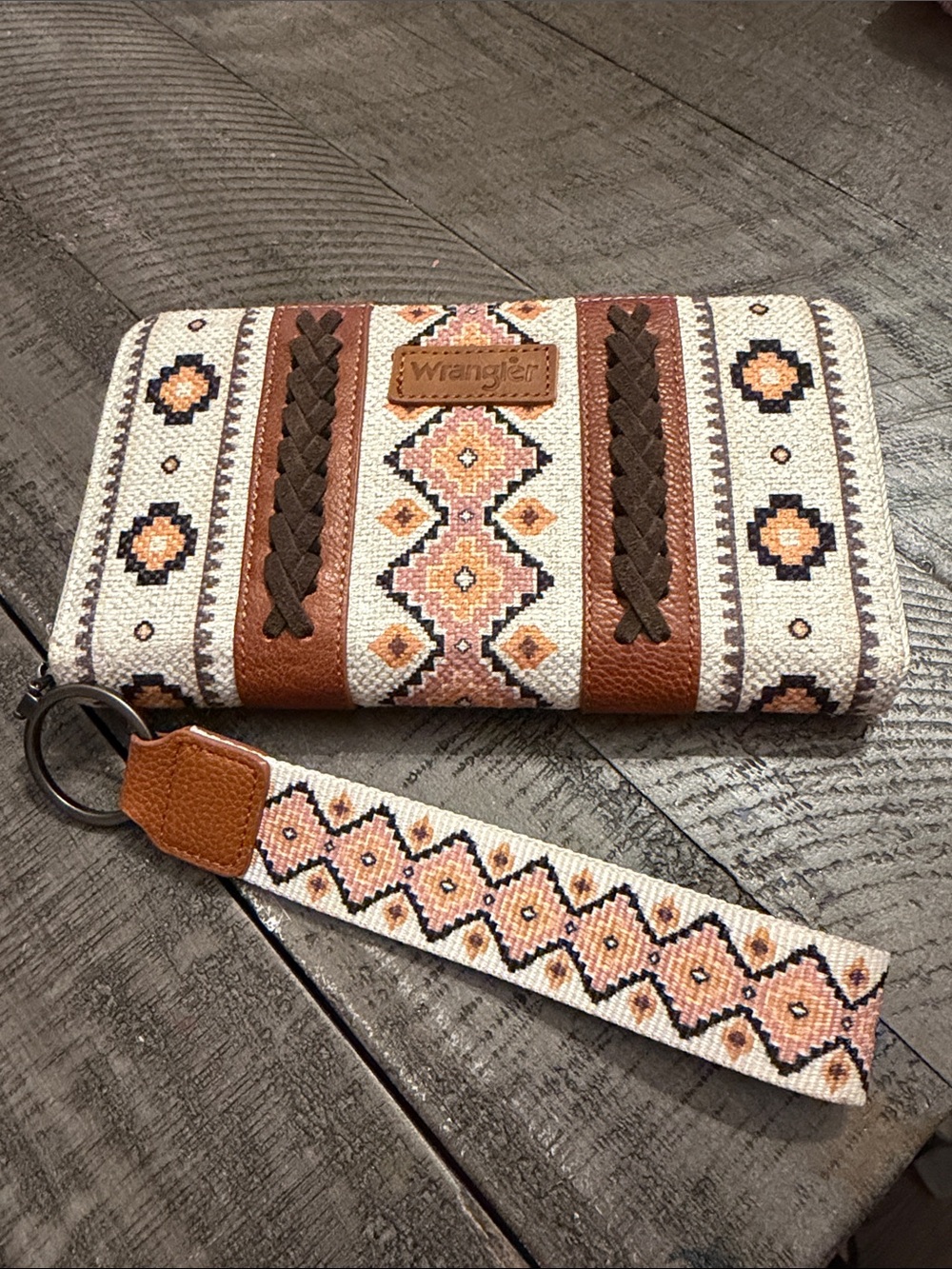 Wrangler Wristlet Wallet in Brown, Peach, Cream